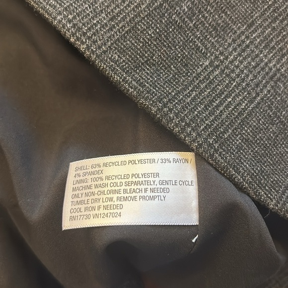 NWOT Trendy women’s oversized sport coat XS black plaid - Picture 6 of 6